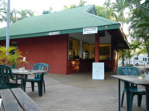 Big Fig Bistro - Goulburn Accommodation 0
