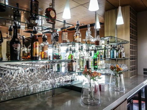 Cicada Lodge - Goulburn Accommodation 0