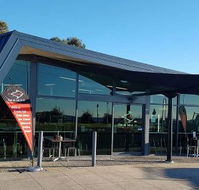 Fish on the Edge - Goulburn Accommodation