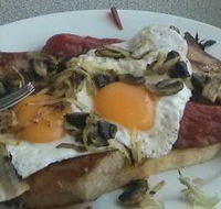 Cafe on King - Goulburn Accommodation