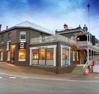 Deloraine Hotel Restaurant - Goulburn Accommodation