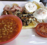Molly's Great Food Cafe - Goulburn Accommodation