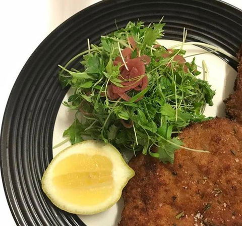 FOS Kitchen & Bar - Goulburn Accommodation 13