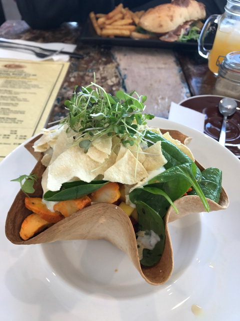 Charthouse Cafe - Goulburn Accommodation 2