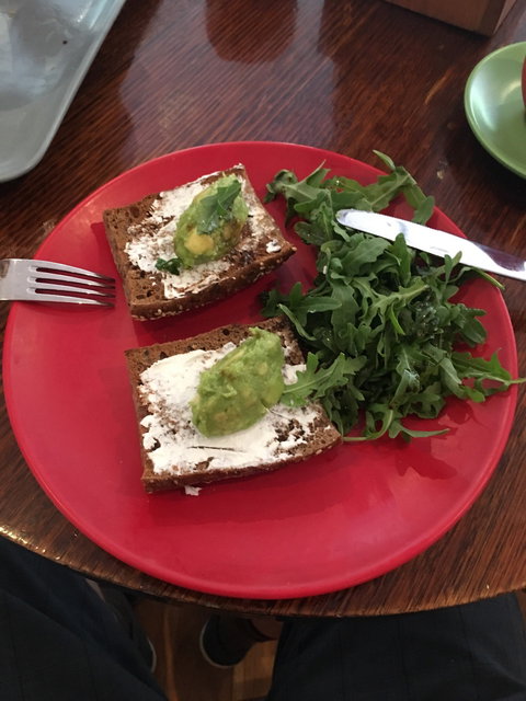 CBD Cafe Bar - Goulburn Accommodation 3