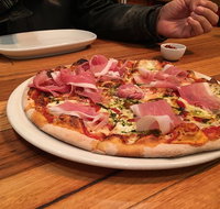 11 Inch Pizza Little Collins - Goulburn Accommodation