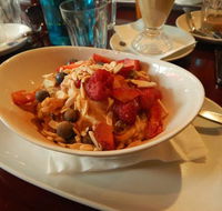 Loco Food  Drink - Goulburn Accommodation