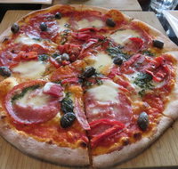 Acqua e Farina Woodfire Pizzeria - Goulburn Accommodation