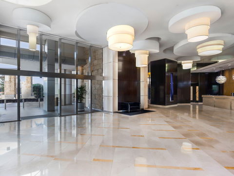 Mantra Towers of Chevron Surfers - Goulburn Accommodation 5