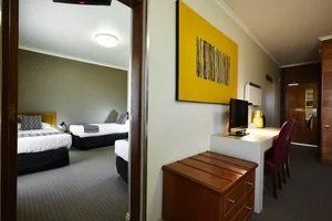 Sovereign Park Motor Inn - Goulburn Accommodation 2