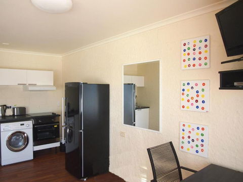 Siesta Central Apartments - Goulburn Accommodation 2
