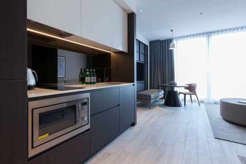 Skye Suites Green Square - Goulburn Accommodation 1