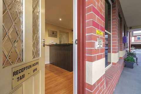 Lake Inn Ballarat - Goulburn Accommodation 2