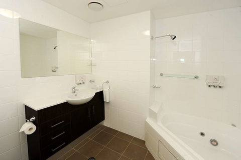 Gladstone City Central - Goulburn Accommodation 1