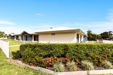 Econo Lodge Beachside - Goulburn Accommodation 1