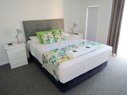 The Shores Holiday Apartments - Goulburn Accommodation 1