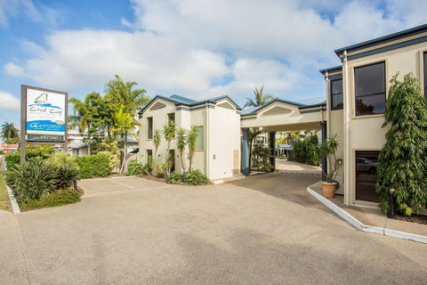 Coral Cay Resort Motor Inn - Goulburn Accommodation 0
