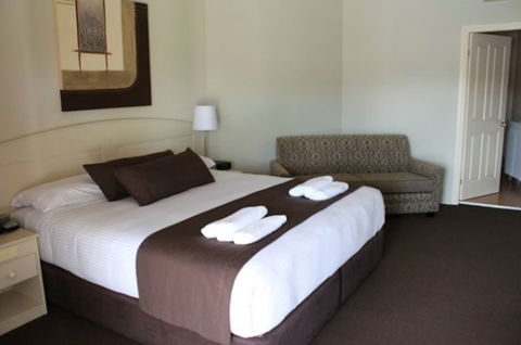 The Bowen Inn Motel - Goulburn Accommodation 4