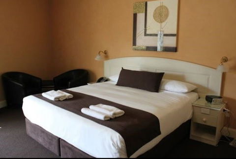 The Bowen Inn Motel - Goulburn Accommodation 7
