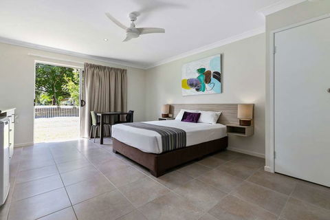 Econo Lodge Beachside - Goulburn Accommodation 4