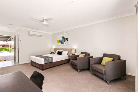 Econo Lodge Beachside - Goulburn Accommodation 14