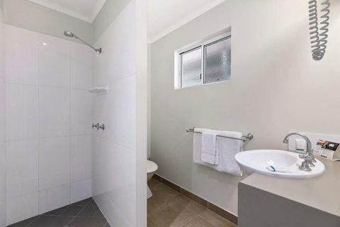 Econo Lodge Beachside - Goulburn Accommodation 16