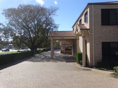 Best Western Tuscany On Tor Motor Inn - Goulburn Accommodation 2
