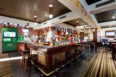 Federal Hotel, a Nightcap Hotel - Goulburn Accommodation 2