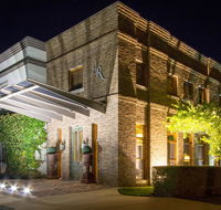 De Russie Boutique Hotel - Goulburn Accommodation