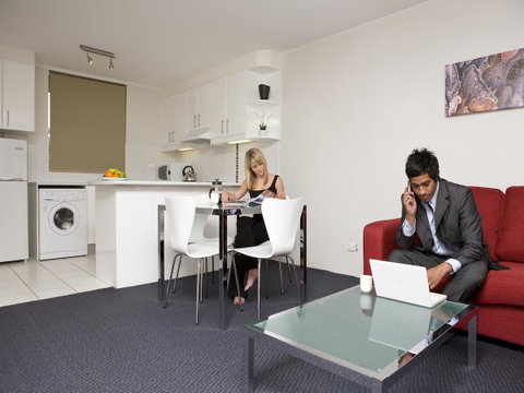 Manuka Park Serviced Apartments - Goulburn Accommodation 13