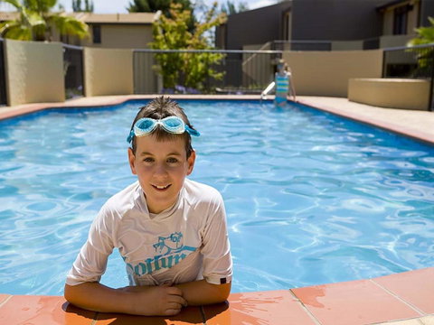 Manuka Park Serviced Apartments - Goulburn Accommodation 8