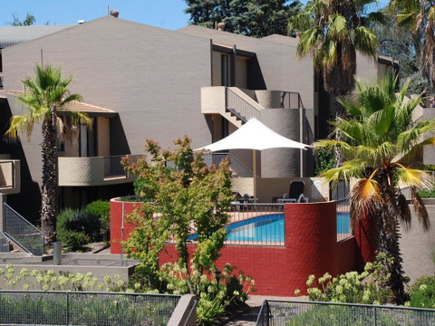 Manuka Park Serviced Apartments - Goulburn Accommodation 11