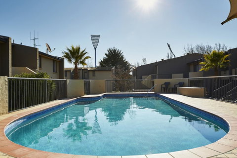 Manuka Park Serviced Apartments - Goulburn Accommodation 6