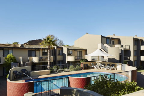 Manuka Park Serviced Apartments - Goulburn Accommodation 23