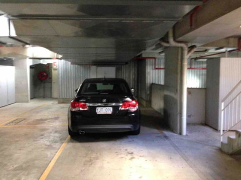 Spacious 1BR Stylish New Acton Apartment +Parking - Goulburn Accommodation 10