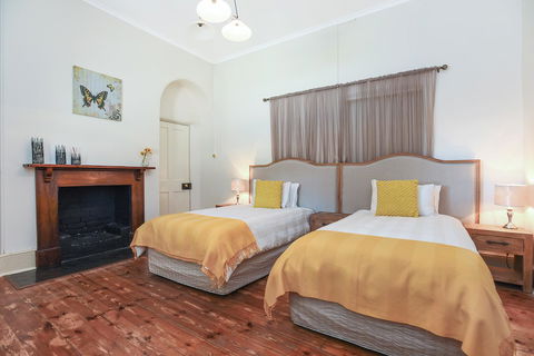 Wellington Courthouse - Goulburn Accommodation 29
