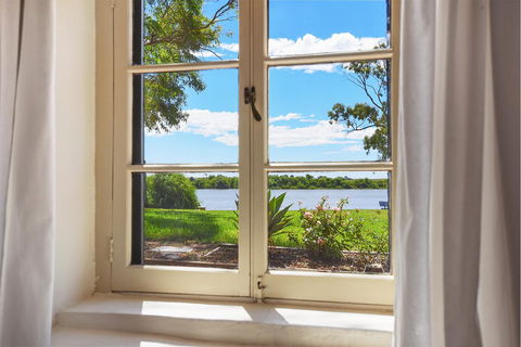 Wellington Courthouse - Goulburn Accommodation 18