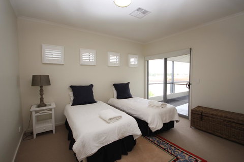 Wallaroo Marina Apartments - Goulburn Accommodation 42