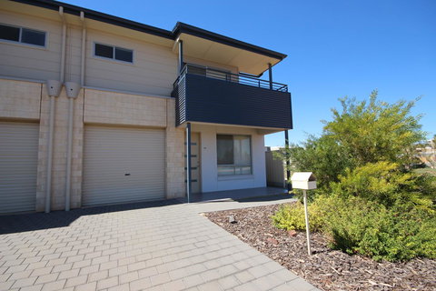 Wallaroo Marina Apartments - Goulburn Accommodation 32