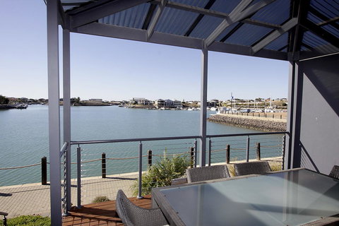 Wallaroo Marina Apartments - Goulburn Accommodation 8