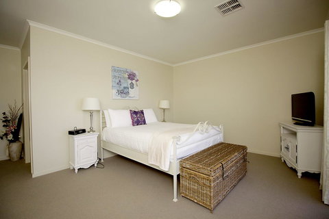 Wallaroo Marina Apartments - Goulburn Accommodation 7