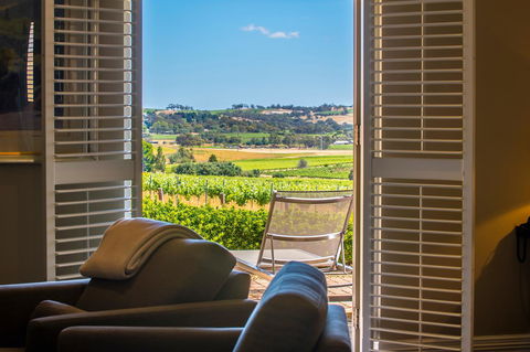 The Louise - Goulburn Accommodation 6