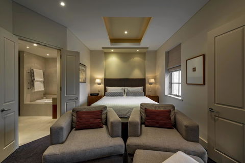 The Louise - Goulburn Accommodation 19