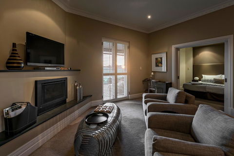 The Louise - Goulburn Accommodation 40