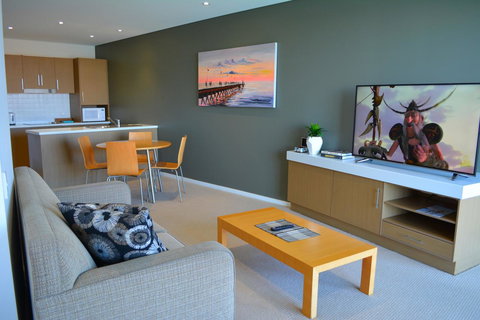 Wallaroo Marina Luxury Apartment - Goulburn Accommodation 9
