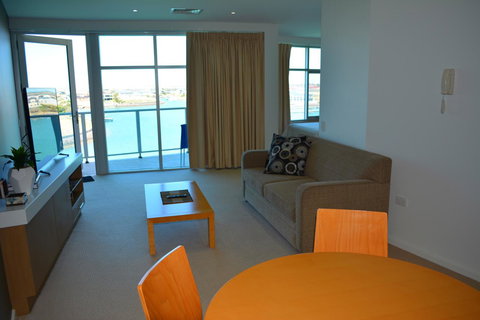 Wallaroo Marina Luxury Apartment - Goulburn Accommodation 5