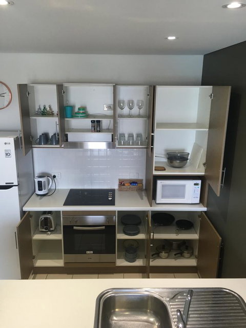 Wallaroo Marina Luxury Apartment - Goulburn Accommodation 8