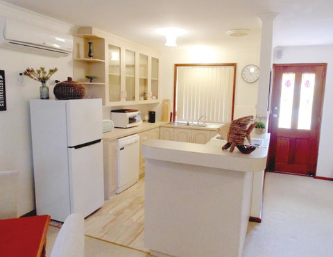 Baronet B & B - Goulburn Accommodation 9