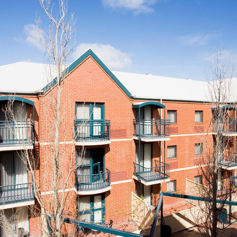 BreakFree Adelaide - Goulburn Accommodation 4