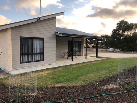 Jalilla Village - Goulburn Accommodation 2